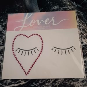 Taylor Swift face gems